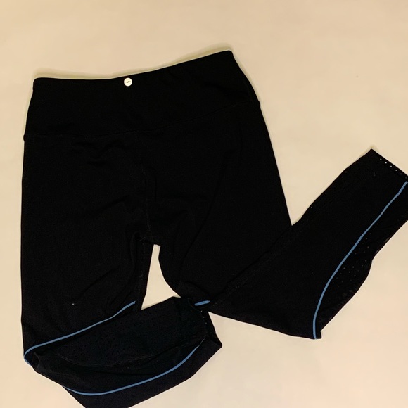 Avia Black Leggings (M 8-10) - Picture 3 of 3